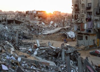 İsrail, Lübnan ve Gazze’de öldürmeye devam ediyor