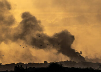 İsrail'den Suriye'ye Dört Bir Koldan Saldırı! Ordunun Silah Deposunu Bombaladı