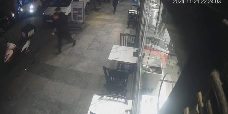 İstanbul'da Irak Cumhurbaşkanının sekreteri bıçaklandı