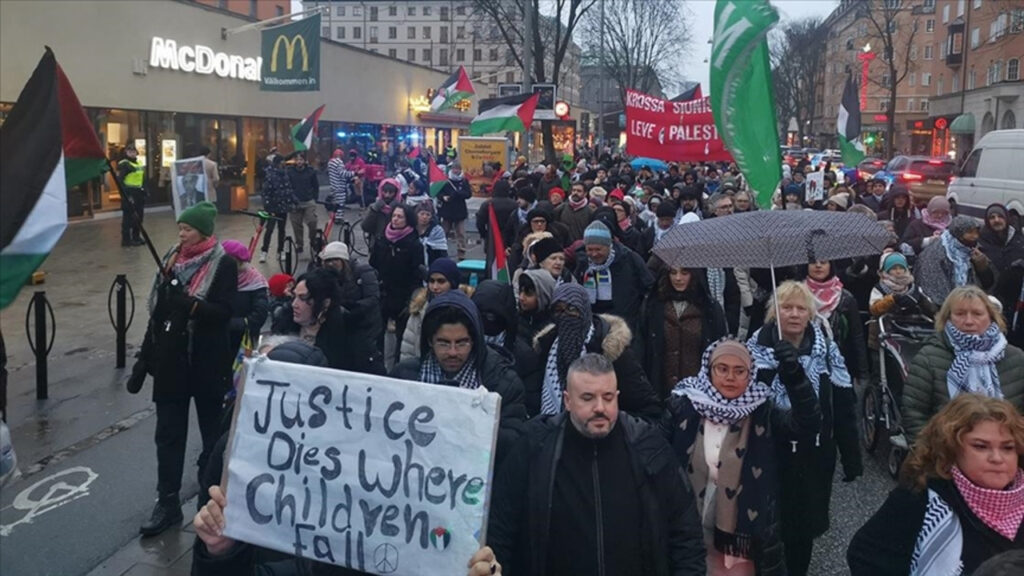 İsveç'te Dikkat Çeken İsrail Protestosu