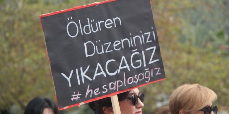 Kasım ayında kadınların yüzde 63’ü evlerinde öldürüldü