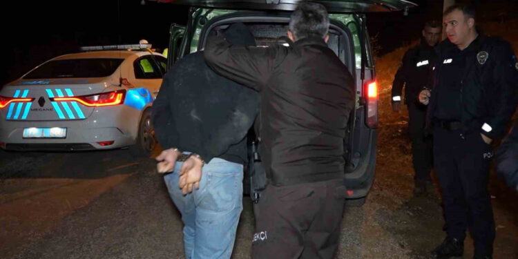 Kilometrelerce Kaçan Ehliyetsiz Sürücü Cezadan Kurtulamadı