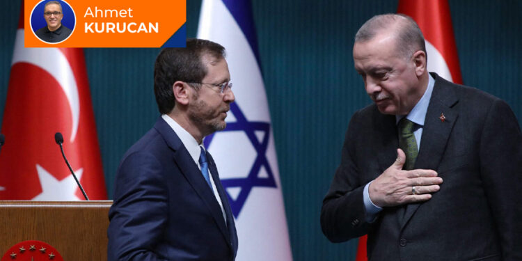 Kral çıplak: Bir Türkiye manzarası