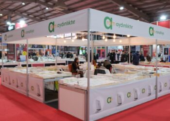 'Kürtçeye ilgi iyi, fuarı fırsata çevirelim'