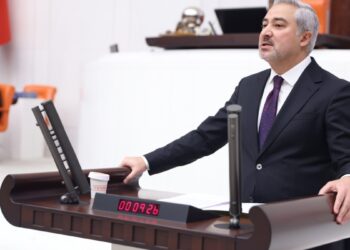 Kuzey ve Doğu Suriye’ye saldırı tepkisi: Mesele Kürt olunca zebani dost olur anlayışı