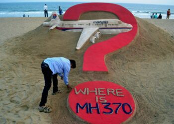 Malezya kayıp MH370 uçağını aramaya devam edecek