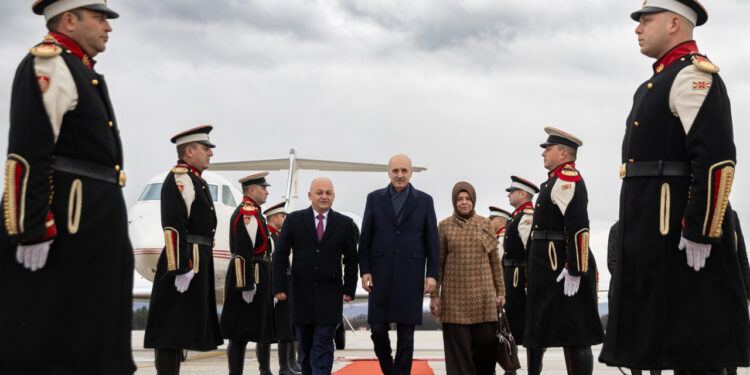 Meclis Başkanı Kurtulmuş Kuzey Makedonya'da