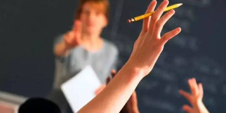 Milyonlarca Öğretmeni İlgilendiriyor... MEB Duyurdu: Başvuru Tarihleri Belli Oldu