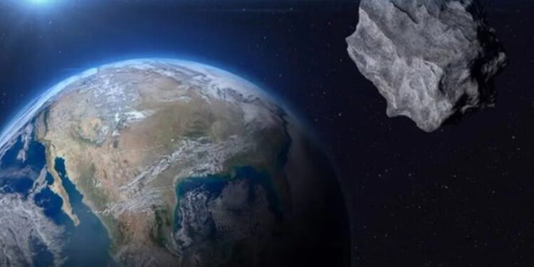 NASA uyardı: Dev asteroit Dünya’ya yaklaşıyor
