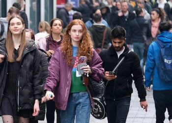 Ne eğitimde ne istihdam olan 4,7 milyon genç var