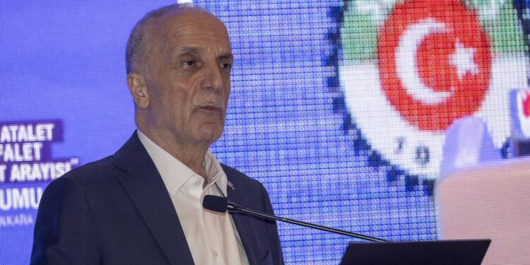 Ne gerçekleşen ne beklenen enflasyonu kabul ediyoruz