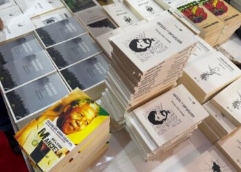 Nelson Mandela'nın kitabına toplatma kararı