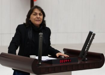 Özgül Saki: İsrail’i eleştirenler Rojava’da aynı konumdalar