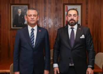 Özgür Özel Fas'ta: Türkiye'nin Rabat Büyükelçisi ile Görüştü