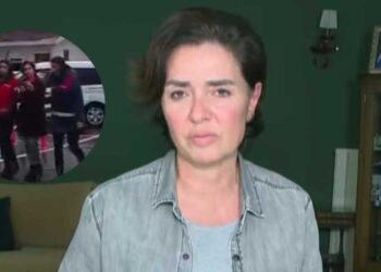 Özlem Gürses’e kelepçe ‘görüntü olsun’ diye takılmış