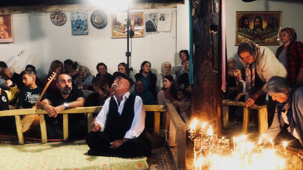 Pir Sultan Abdal Kültür Derneği, "Siyasal Alevi" söylemi ve katliam açıklamaları için savcıları göreve çağırdı