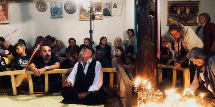 Pir Sultan Abdal Kültür Derneği, "Siyasal Alevi" söylemi ve katliam açıklamaları için savcıları göreve çağırdı