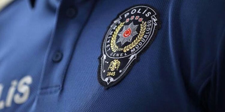 Polis, emniyetin deposundan mühimmat çalıp suç örgütüne satmış: 11 gözaltı