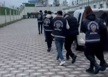 Polis ve Savcı Olarak Tanıttılar: 3 Milyon TL Dolandırdılar