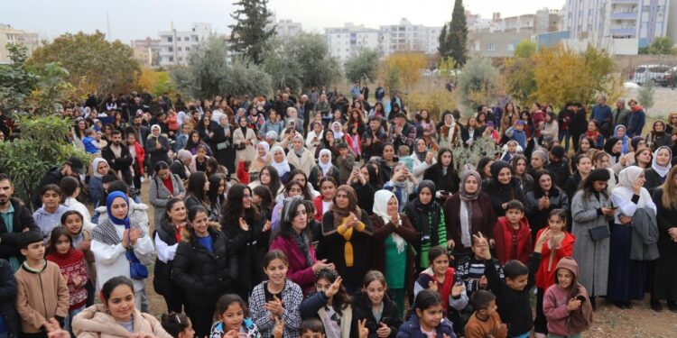 Rengîn Kültür Sanat Derneği açıldı