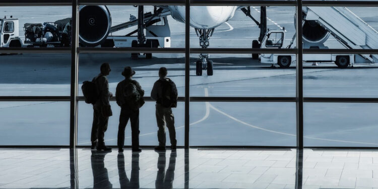 Rötarlı uçuşlarda yolcuya tazminat ödenecek