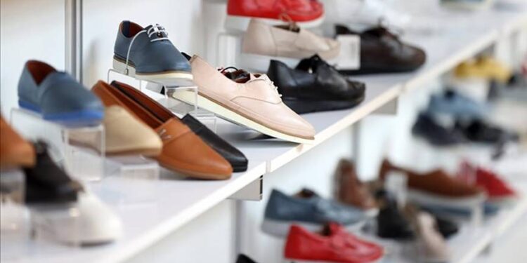 Sahte barkodlarla "yetkili satıcı" kılıfında taklit ayakkabı satışı; e-ticaret platformları alarmda