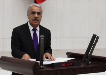 Sancar: Rojava’daki Kürtlerin haklarını kabul etmeden barış için yol almamız imkansız