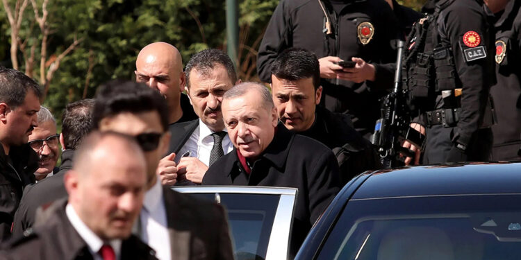 Saray’da ‘tasarruf’ yok; yıllık koruma gideri 3 milyar liraya dayandı!