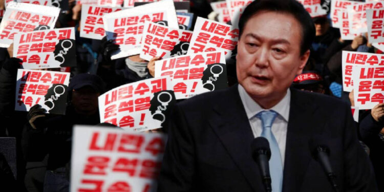 Sıkıyönetim Krizinde Yeni Gelişme: Güney Kore Devlet Başkanı Yoon Tutuklanacak mı?