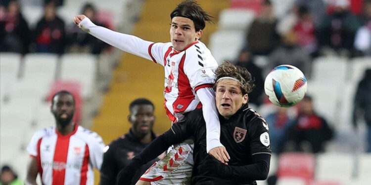 Sivasspor Galibiyet Yüzü Göremiyor