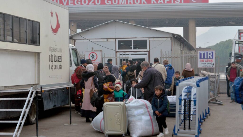 "Suriyeliden acil satılık" ilanlarında artış var; uzmanlar dolandırıcılara karşı uyardı