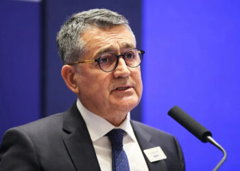 TÜSİAD Başkanı'ndan Dikkat Çeken 'Kayyım' Eleştirisi: 'Toplumsal İstikrar ve Refah Hedefiyle Bağdaştıramıyoruz'