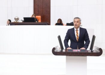 Taybet Ana’nın oğlunun röportajını Meclis kürsüsünde okudu