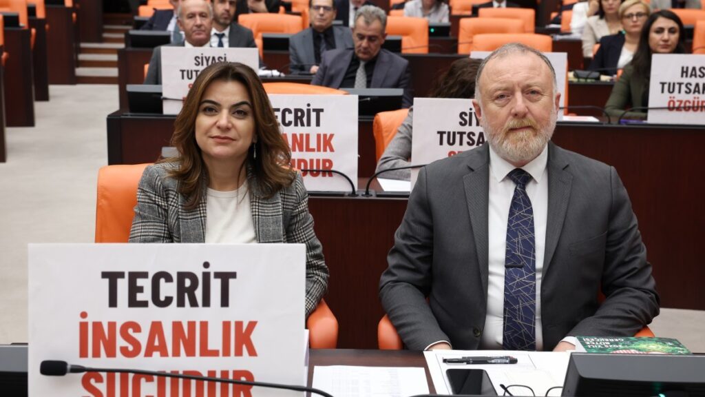 Temelli: Kürtlere rağmen bir politika söz konusu olamaz