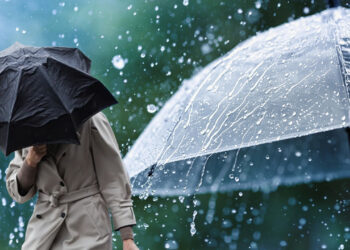 Tüm Yurtta Yağış Alarmı: Uyarılar Peş Peşe Geldi, Çok Sert Vuracak! Evden Çıkmadan Bir Daha Düşünün