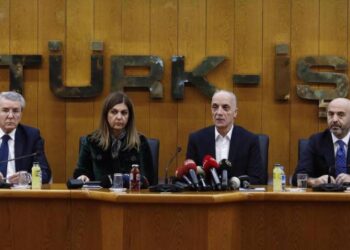 Türk-İş'ten kritik asgari ücret zirvesi: Yol haritası belirlenecek