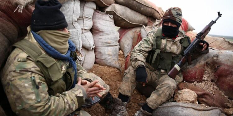 Türkiye destekli SMO Kürtlerin kontrolündeki Münbiç'te