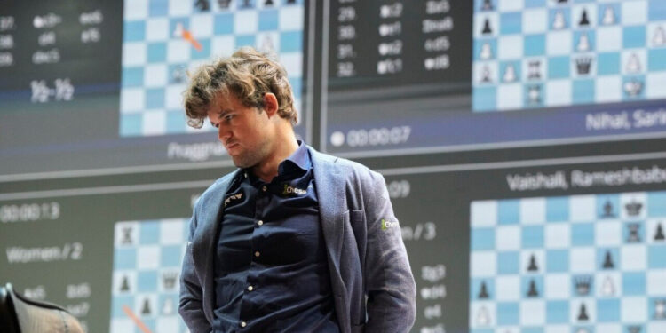 Turnuvadan Elenmişti: Satranç Dahisi Kot Pantolon Krizinden Zaferle Çıktı