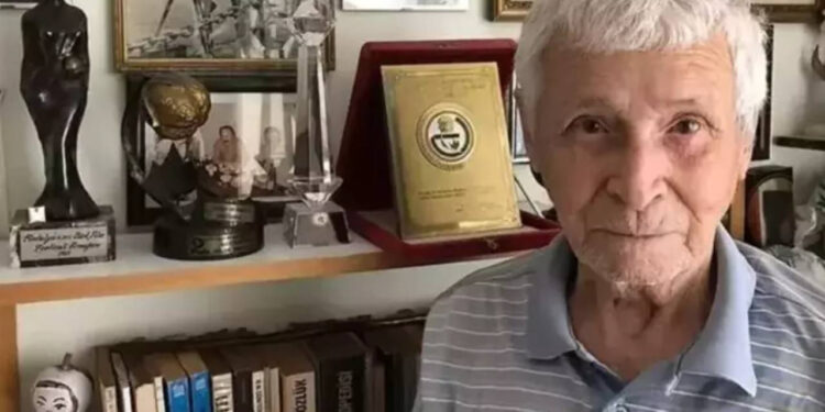 Ünlü Yönetmen Ali Yaver Atayer 95 Yaşında Hayatını Kaybetti