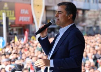 Van Büyükşehir Belediye Başkanı Abdullah Zeydan kimdir?