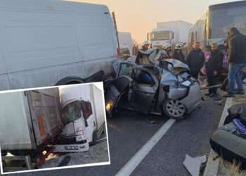 Van’da zincirleme kaza: 50 araç birbirine girdi; 2 ölü, 40 yaralı