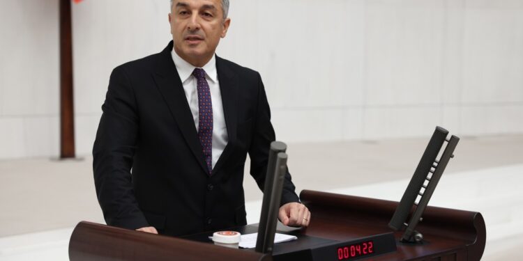 Yerlikaya’yı ‘Habur süreci’ üzerinden eleştirdi: O günkü gibi rolünüzü oynamanız gerekir