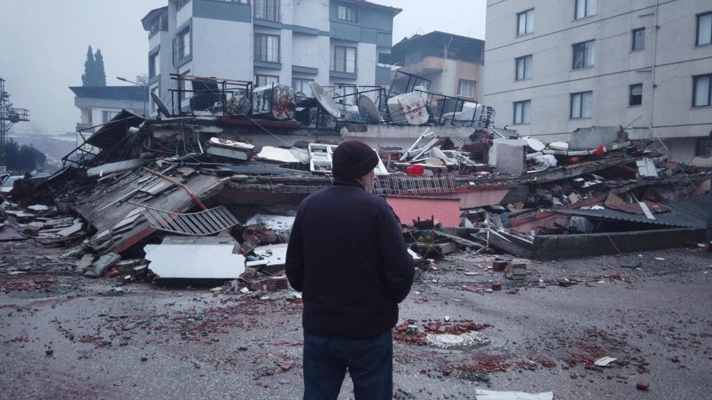 Yıkım tehlikesi altındaki Antakya sakinleri tahliye kararlarına tepkili!