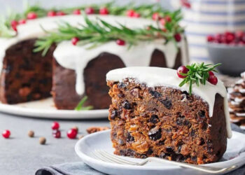 Zehirli Noel Kekiyle Kardeşlerini ve Yeğenini Öldürdü! Kocasını da Birkaç Ay Önce Zehirlediği Ortaya Çıktı