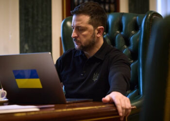 Zelenskiy'den Rusya'ya Uçak Kazası Konusunda 'Net Olma' Çağrısı