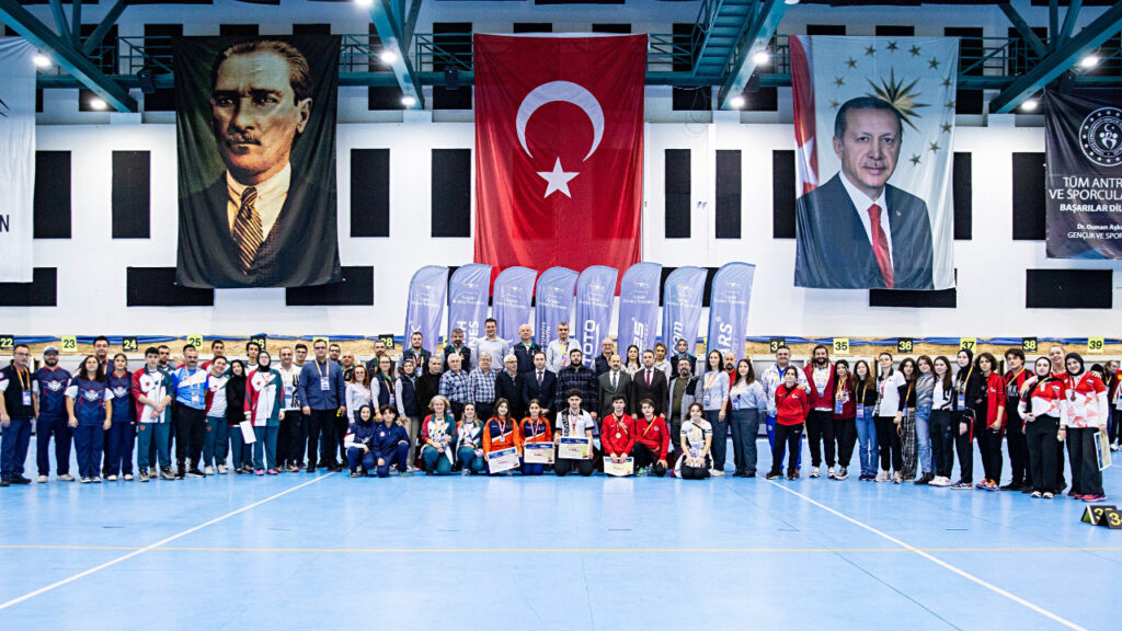 11 Kategoride 103 Sporcu Yarıştı: İşte Türkiye Okçuluk Federasyonu 2025 Salon Milli Takım Kadrosu