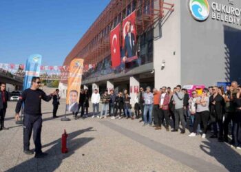Çukurova Belediyesi işçilere 40 bin TL teklif etti