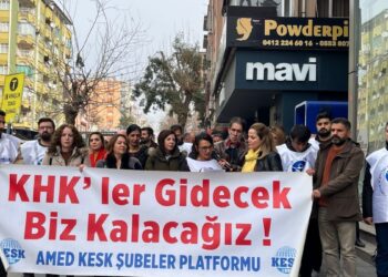 KHK eylemi: Arkadaşlarımızı göreve iade edin