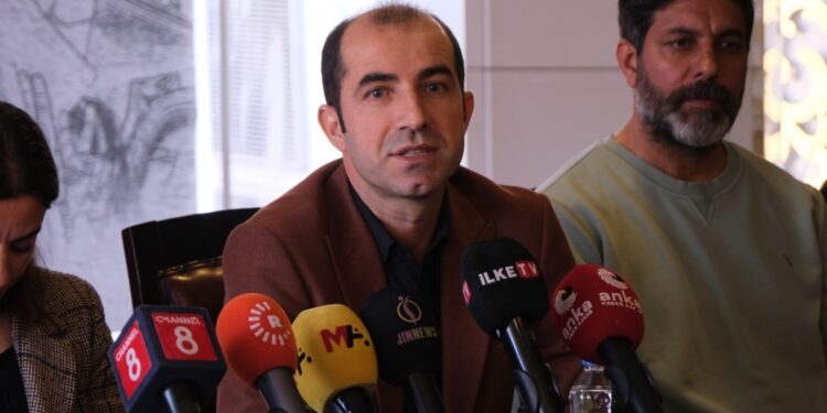 Bayındır’dan AKP’ye: Çözüm Rojava’nın statüsünün tanınmasından geçer