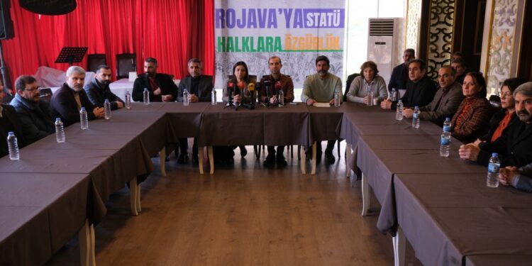 419 örgüt ve partiden deklarasyon: Rojava’ya statü, halklara özgürlük